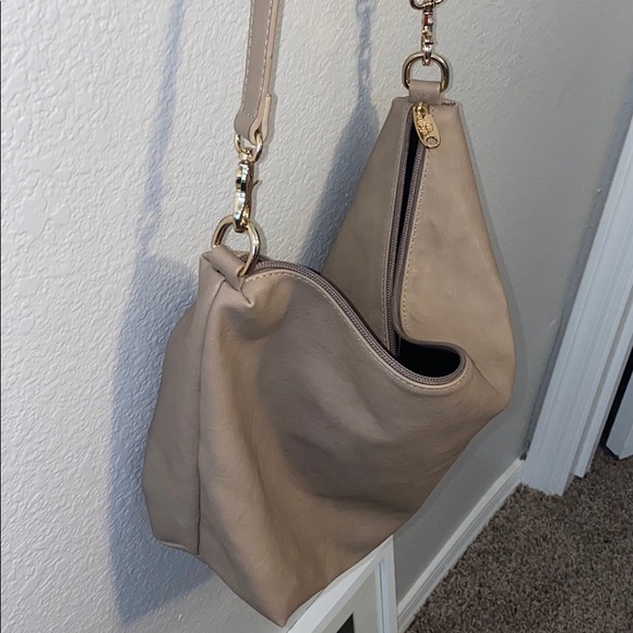 Urban Originals Handbags - Urban Originals crossbody shoulder bag